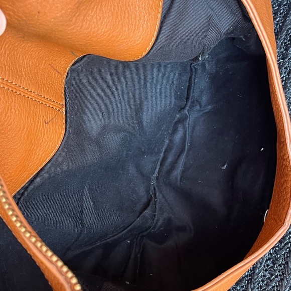 Jaeger Saddle Leather shoulder Bag - Picture 2 of 16